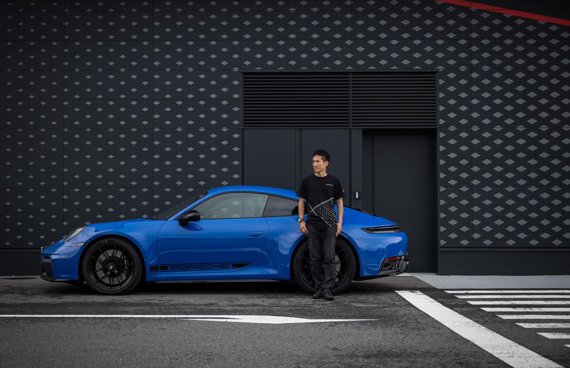 オフィシャルアイテムショップ | PORSCHE EXPERIENCE CENTER TOKYO